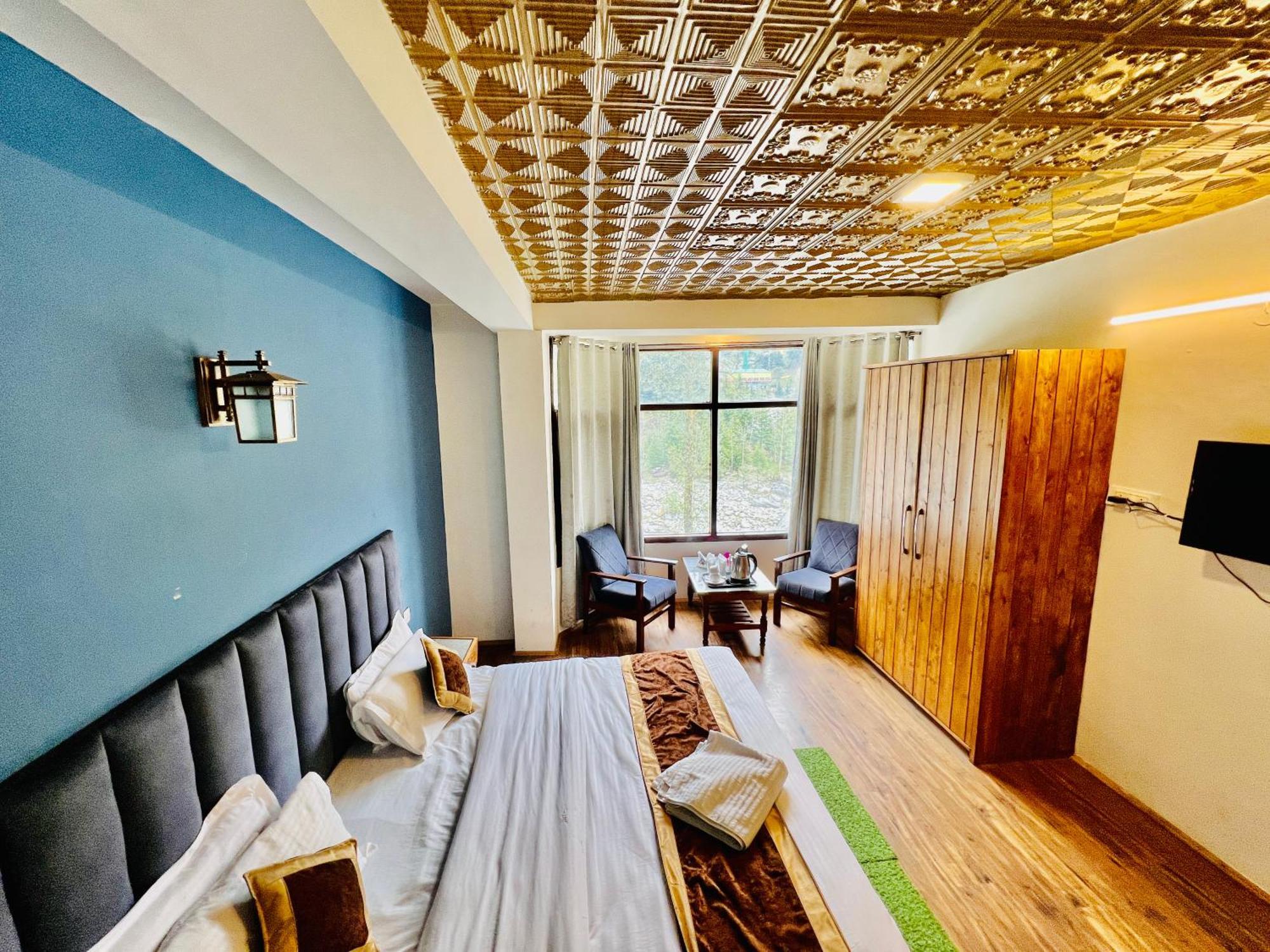 Hotel New # Link Way # Near Zing Bus Stand มะนาลี ภายนอก รูปภาพ