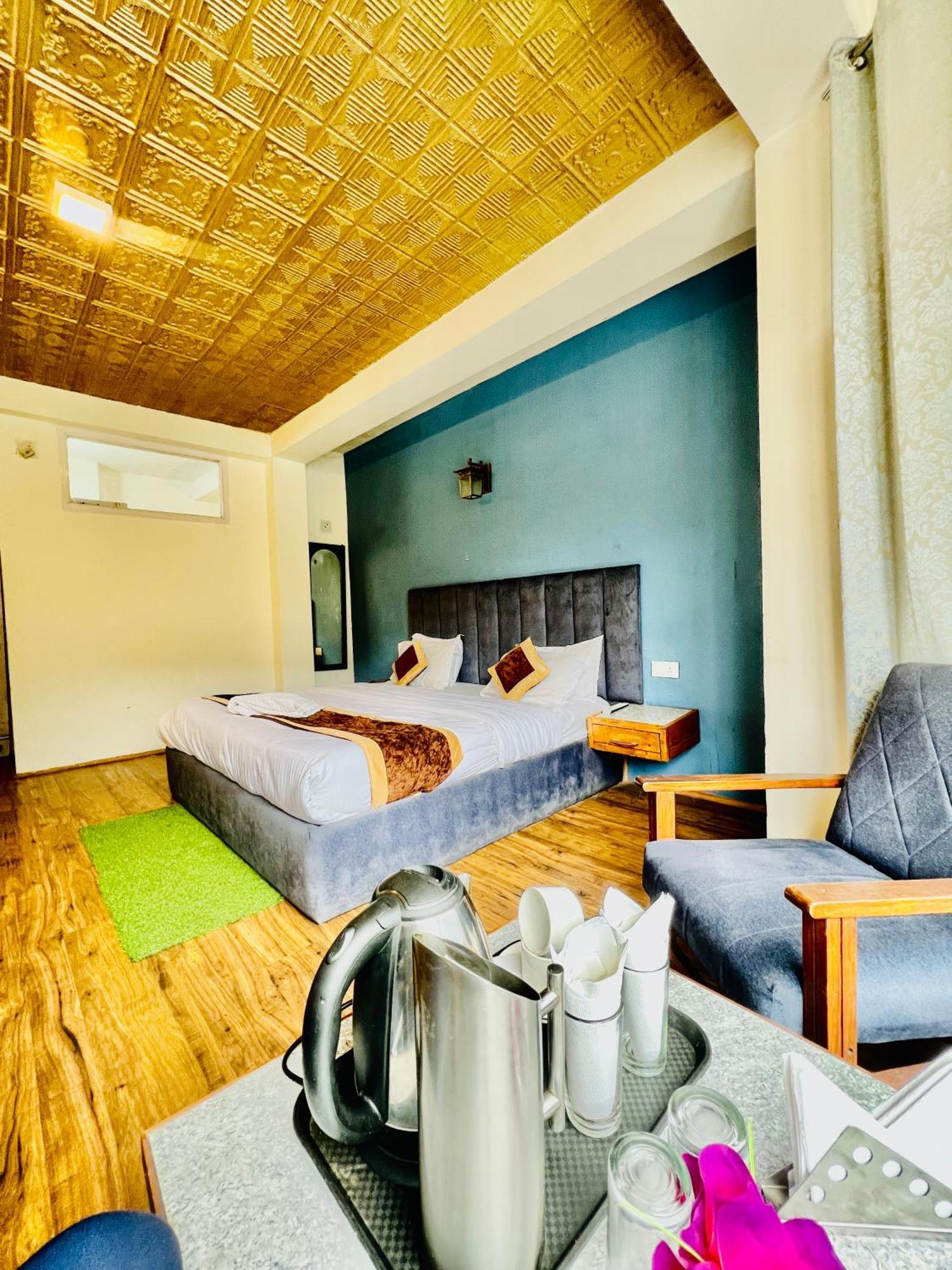 Hotel New # Link Way # Near Zing Bus Stand มะนาลี ภายนอก รูปภาพ