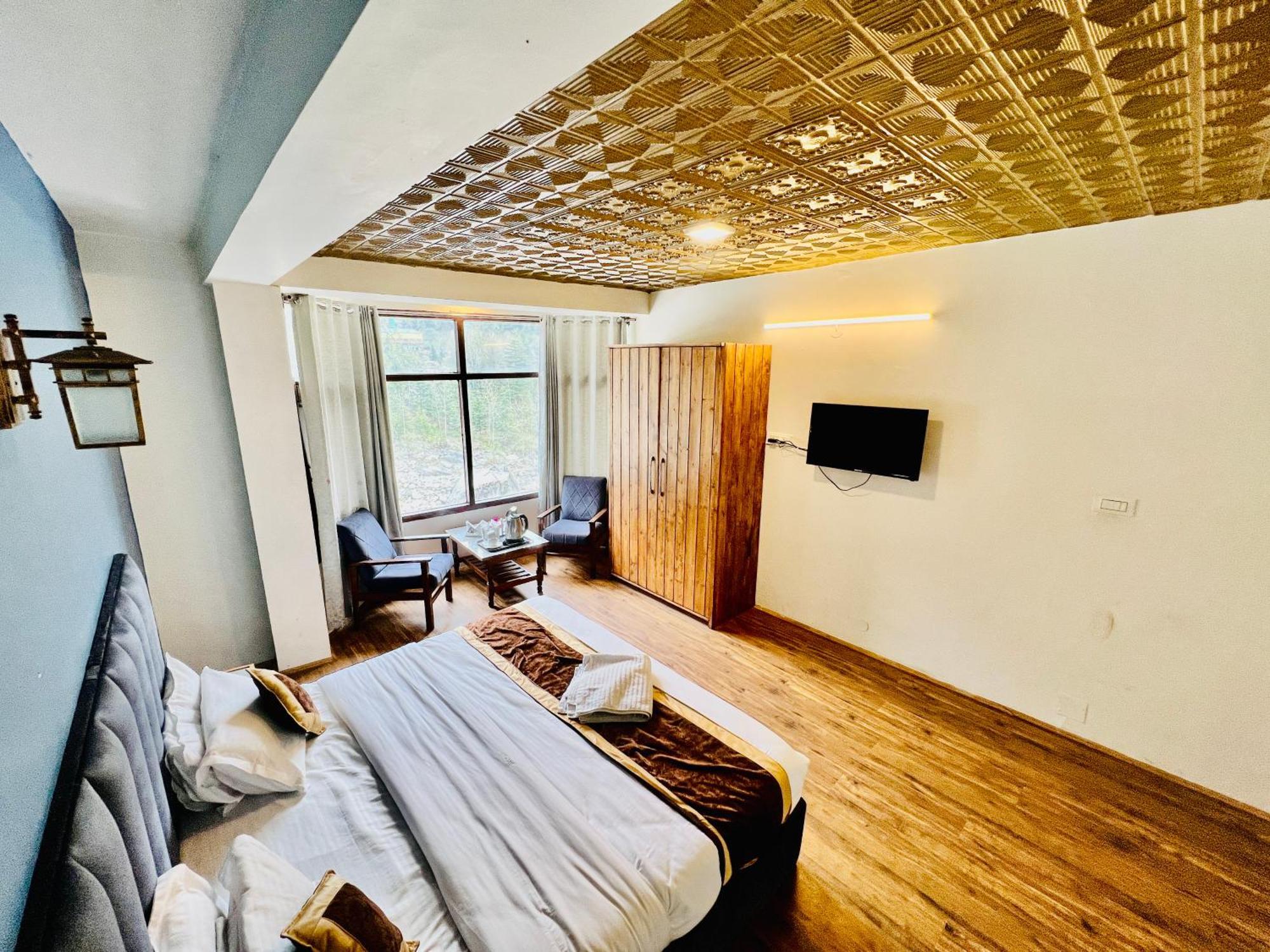 Hotel New # Link Way # Near Zing Bus Stand มะนาลี ภายนอก รูปภาพ